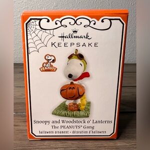 Hallmark NEW 2012 Snoopy & Woodstock 0 Lanterns Peanuts Gang Halloween Ornament